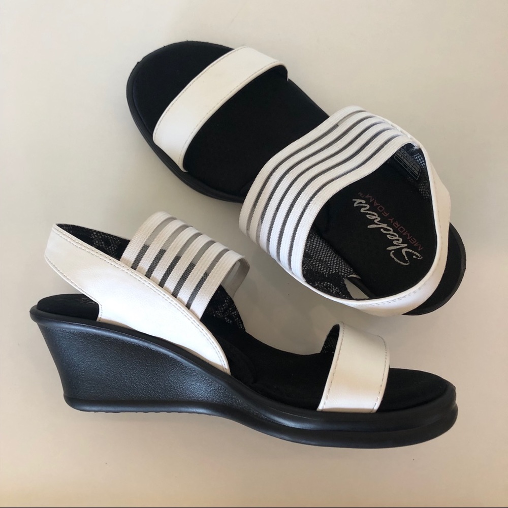 Sketchers Wedge Memory Foam Sandals